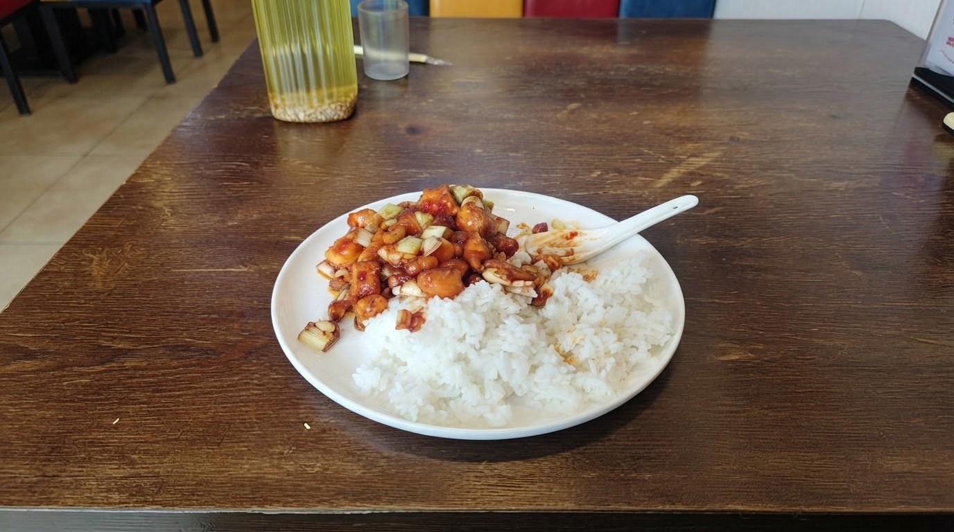 Rice with stir-fried vegetable platter